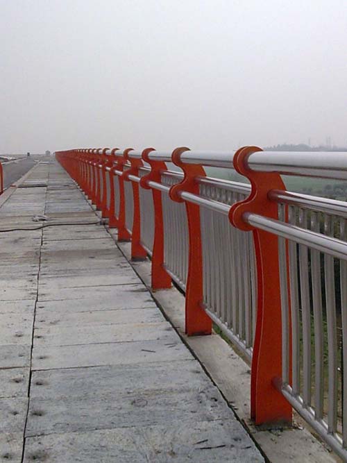 不鏽鋼複（fù）合管護欄