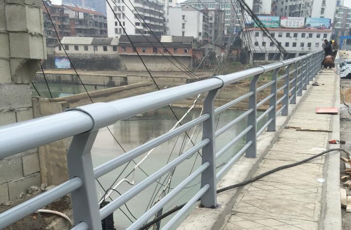 景（jǐng）觀護欄