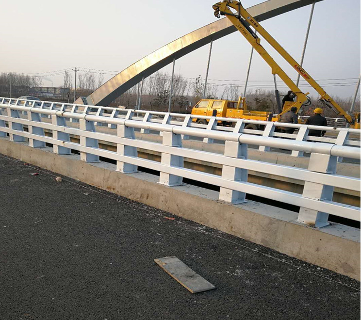 道（dào）路護欄